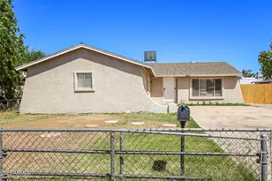 7130 W Merrell St, Phoenix, AZ 85033 - Photo 1