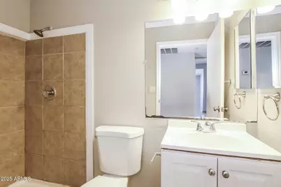 7130 W Merrell Street, Phoenix, AZ 85033 - Photo 17