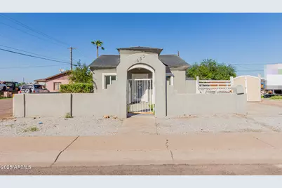 632 W Jones Avenue, Phoenix, AZ 85041 - Photo 1