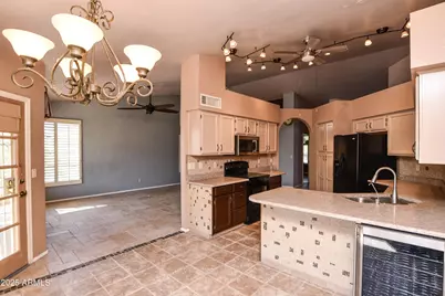8211 E Sonoran Way, Gold Canyon, AZ 85118 - Photo 9