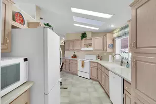 3901 E Pinnacle Peak Rd, Phoenix, AZ 85050 - Photo 13