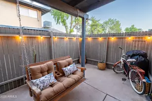 286 W Palomino Dr, Chandler, AZ 85225 - Photo 5