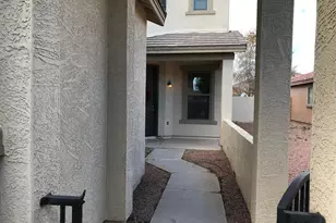 6898 S Onyx Dr, Chandler, AZ 85249 - Photo 3