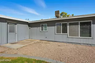 4849 E Lake Point Cir, Phoenix, AZ 85044 - Photo 33