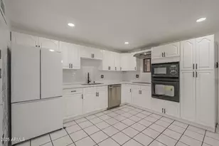 3849 E Sheena Dr, Phoenix, AZ 85032 - Photo 17