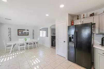 45713 W Dutchman Drive, Maricopa, AZ 85139 - Photo 11