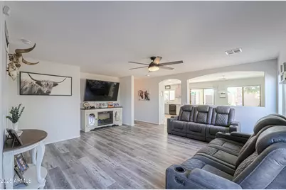 45713 W Dutchman Drive, Maricopa, AZ 85139 - Photo 3