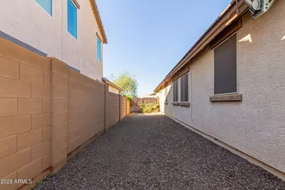 3815 S 186th Drive, Goodyear, AZ 85338 - Photo 27