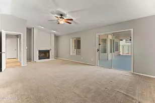 12455 N 71st Ave, Peoria, AZ 85381 - Photo 23