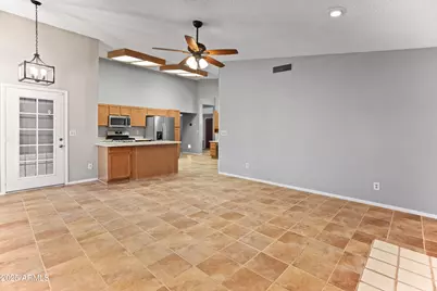 12455 N 71st Avenue, Peoria, AZ 85381 - Photo 13