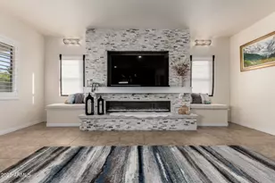 6233 S Rochester Dr, Gilbert, AZ 85298 - Photo 15