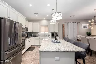 6608 W Saguaro Park Ln, Glendale, AZ 85310 - Photo 5