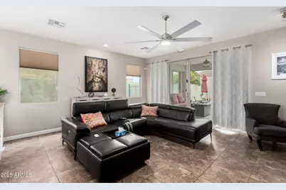 6608 W Saguaro Park Lane, Glendale, AZ 85310 - Photo 13