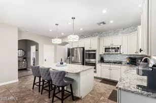 6608 W Saguaro Park Ln, Glendale, AZ 85310 - Photo 5