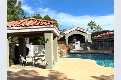 2929 W Yorkshire Drive #2013, Phoenix, AZ 85027 - Photo 11