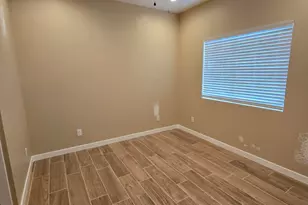 8410 W Altos Dr, Arizona City, AZ 85123 - Photo 13