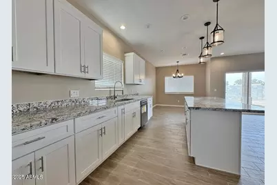 8410 W Altos Drive, Arizona City, AZ 85123 - Photo 7