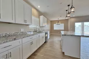 8410 W Altos Dr, Arizona City, AZ 85123 - Photo 7