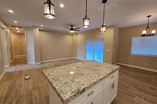 8410 W Altos Dr, Arizona City, AZ 85123 - Photo 5