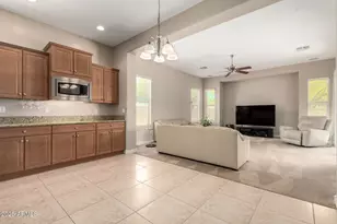 8647 W Lariat Ln, Peoria, AZ 85383 - Photo 43