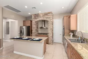 8647 W Lariat Ln, Peoria, AZ 85383 - Photo 7