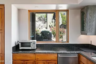 8320 E Concho Ln, Carefree, AZ 85377 - Photo 27