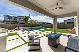 1411 E Carob Dr, Gilbert, AZ 85298 - Photo 39