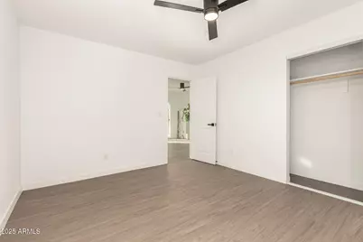 12820 N 29th Drive, Phoenix, AZ 85029 - Photo 33