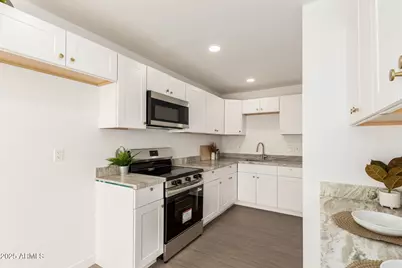 12820 N 29th Drive, Phoenix, AZ 85029 - Photo 29