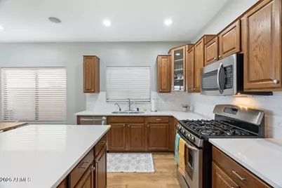 12829 W Whitton Avenue, Avondale, AZ 85392 - Photo 9