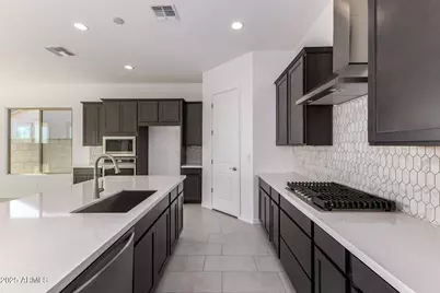 20281 W Catalina Drive, Buckeye, AZ 85396 - Photo 3