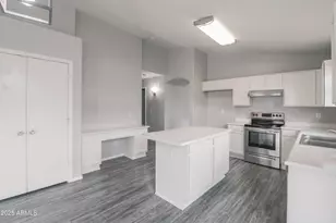 7802 West Myrtle Ave, Glendale, AZ 85303 - Photo 11