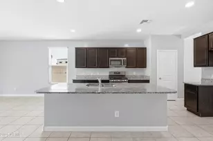 33273 N Bowles Dr, San Tan Valley, AZ 85144 - Photo 13