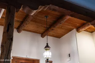 5643 N 75th Pl, Scottsdale, AZ 85250 - Photo 9