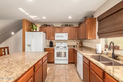 2107 N St Bonita Lane, Casa Grande, AZ 85122 - Photo 15