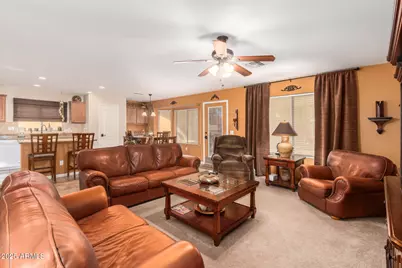 2107 N St Bonita Lane, Casa Grande, AZ 85122 - Photo 11