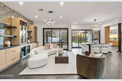 3135 E Palo Verde Drive, Phoenix, AZ 85016 - Photo 5