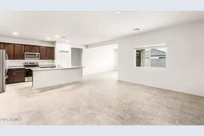 25480 W Chipman Road, Buckeye, AZ 85326 - Photo 11