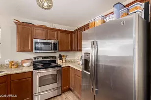 4201 N 20th St, Phoenix, AZ 85016 - Photo 15