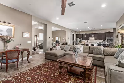 9814 W Rowel Road, Peoria, AZ 85383 - Photo 3