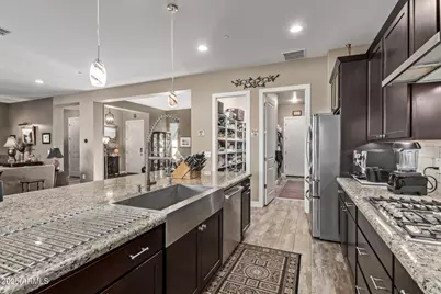 9814 W Rowel Road, Peoria, AZ 85383 - Photo 13