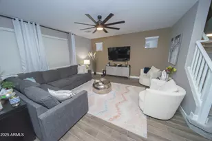 8942 W Colter St, Glendale, AZ 85305 - Photo 3