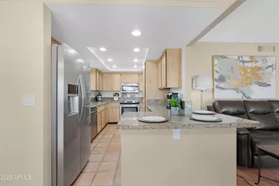 10414 E Watford Way, Sun Lakes, AZ 85248 - Photo 11