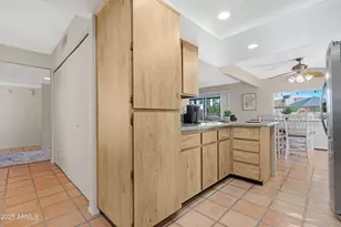 10414 E Watford Way, Sun Lakes, AZ 85248 - Photo 13