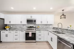 315 W Riviera Dr, Tempe, AZ 85282 - Photo 13