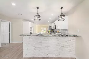 315 W Riviera Dr, Tempe, AZ 85282 - Photo 11