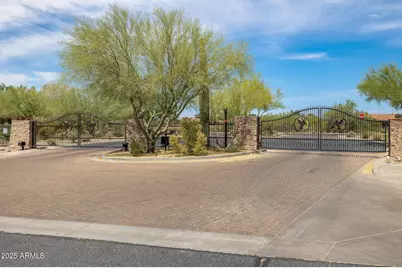 32736 N 22nd Drive, Phoenix, AZ 85085 - Photo 31