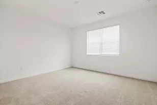 24404 W Grove St, Buckeye, AZ 85326 - Photo 15