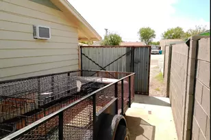 4420 W Earll Dr, Phoenix, AZ 85031 - Photo 9