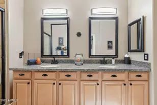 2425 W Bronco Butte Trl, Phoenix, AZ 85085 - Photo 23